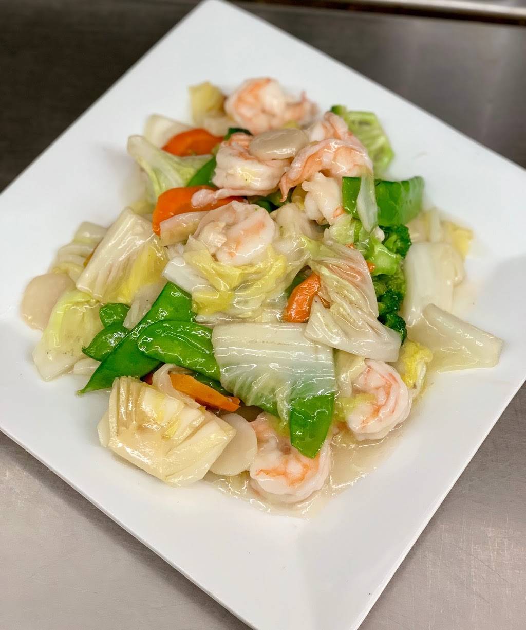 Lotus Chinese Kitchen | restaurant | 1434 NE 26th St, Wilton Manors, FL 33305, USA | 9545665565 OR +1 954-566-5565