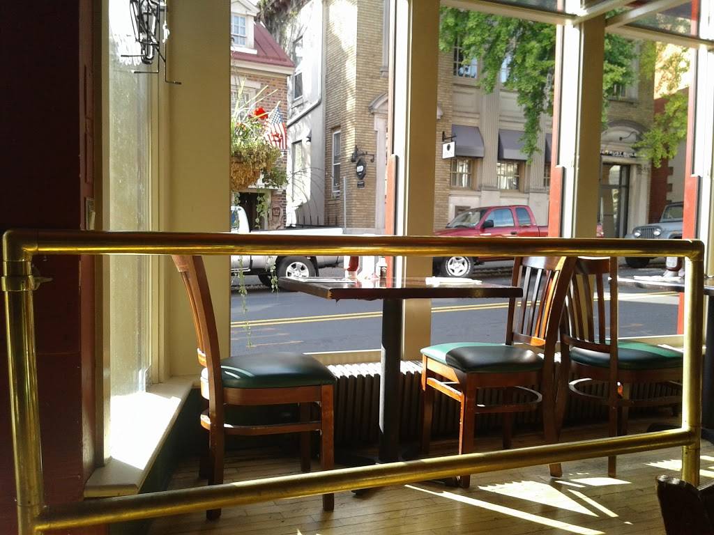 Chambers 19 Bistro & Bar | restaurant | 19 N Main St, Doylestown, PA 18901, USA | 2153481940 OR +1 215-348-1940