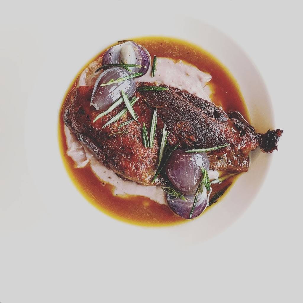 Thorn Restaurant & Lounge | restaurant | 5200 Pearl St, Rosemont, IL 60018, USA | 8472604774 OR +1 847-260-4774