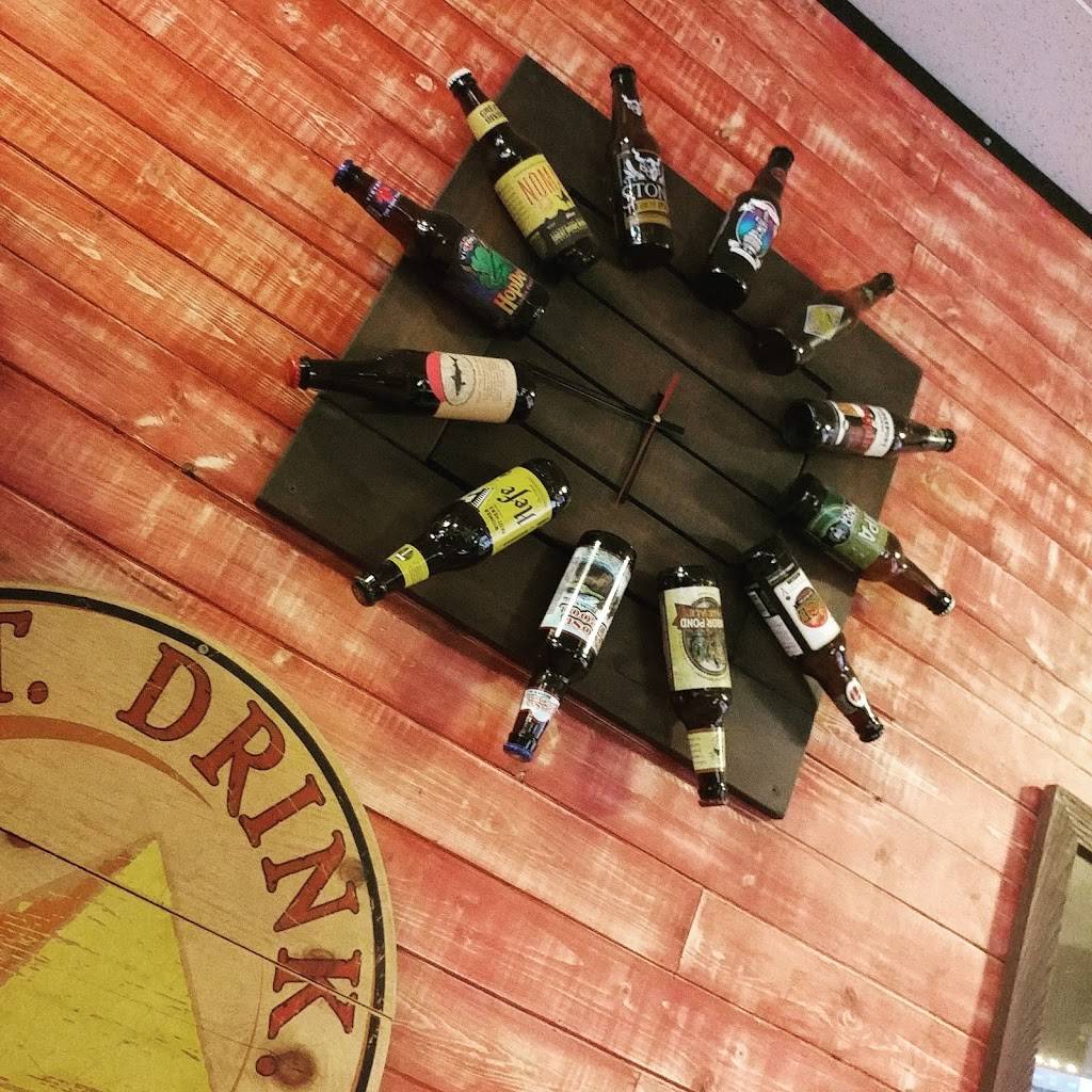 Pacific Growlers Taphouse | restaurant | 11427 SW Scholls Ferry Rd, Beaverton, OR 97008, USA | 5035210440 OR +1 503-521-0440