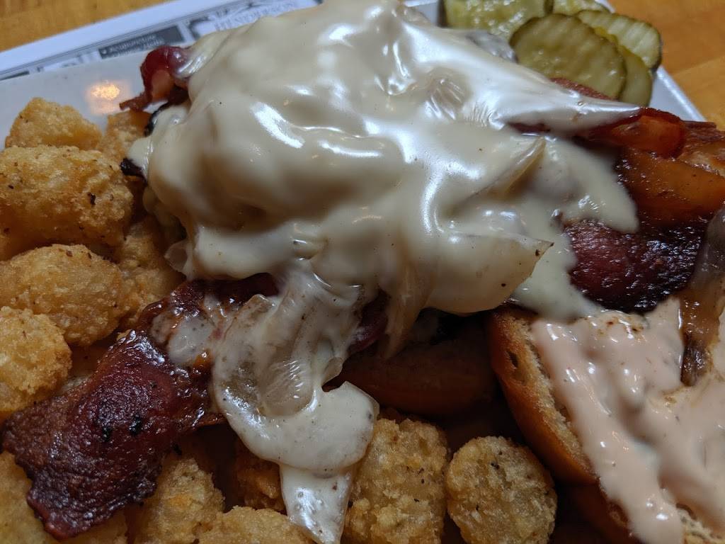 Henderson Road Haus | restaurant | 514 Main St, Henderson, MN 56044, USA | 5072483691 OR +1 507-248-3691