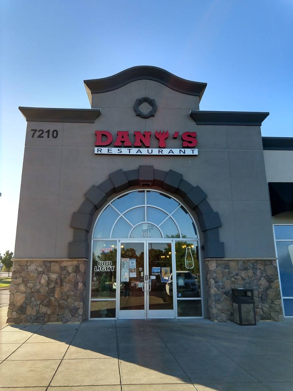 Danys restaurant | restaurant | 7210 Camino Arroyo suite 100, Gilroy, CA 95020, USA | 4088420047 OR +1 408-842-0047