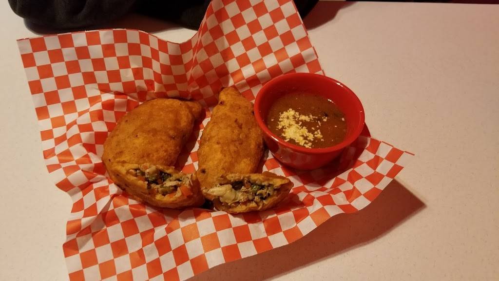 Los Molcajetes | restaurant | 8822 Sierra Ave, Fontana, CA 92335, USA | 9094296027 OR +1 909-429-6027