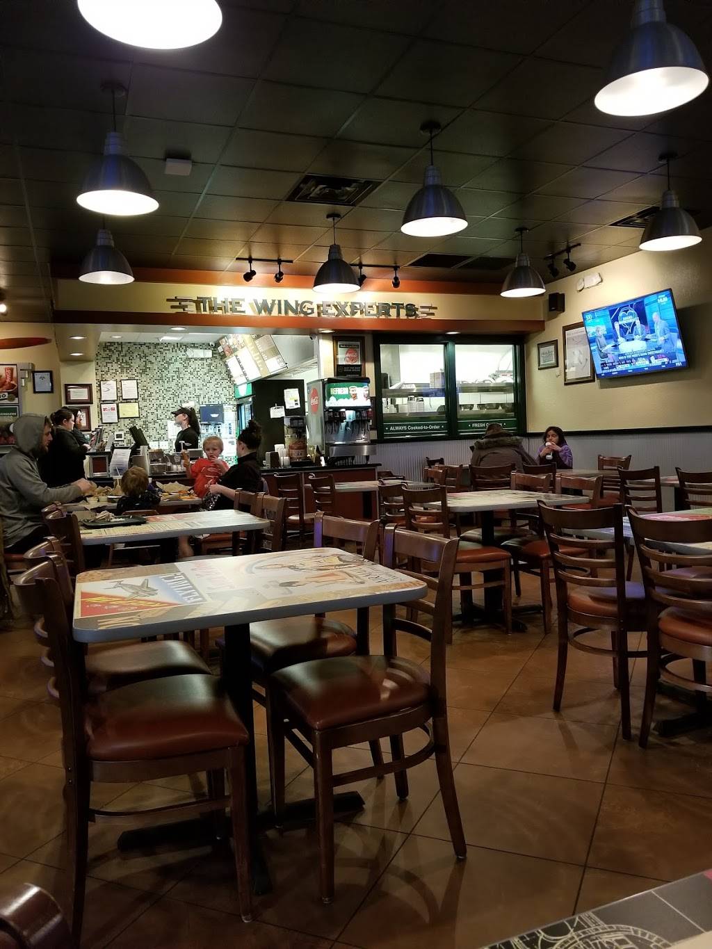 Wingstop | restaurant | 2300 E Layton Ave, St Francis, WI 53235, USA | 4148709464 OR +1 414-870-9464