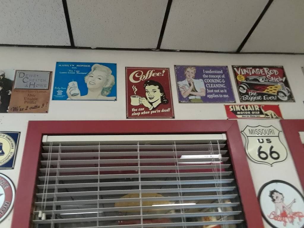 Bionic Burger | restaurant | 2404 S Meridian Ave, Wichita, KS 67217, USA | 3169429991 OR +1 316-942-9991