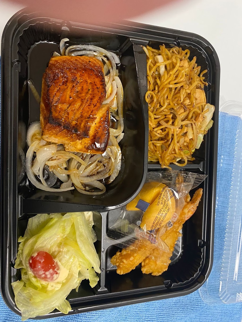 Nozomu Kitchen | restaurant | 427 Lombrano St Unit 10, San Antonio, TX 78207, USA | 5018378887 OR +1 501-837-8887