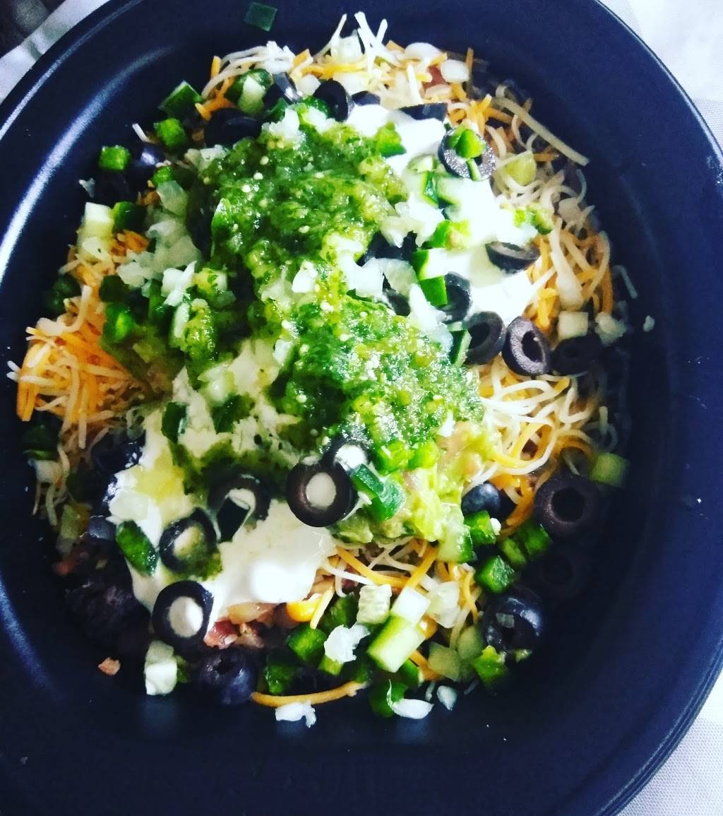 Moes Southwest Grill | restaurant | 1800 Cumberland Ave, Knoxville, TN 37916, USA | 8656372700 OR +1 865-637-2700