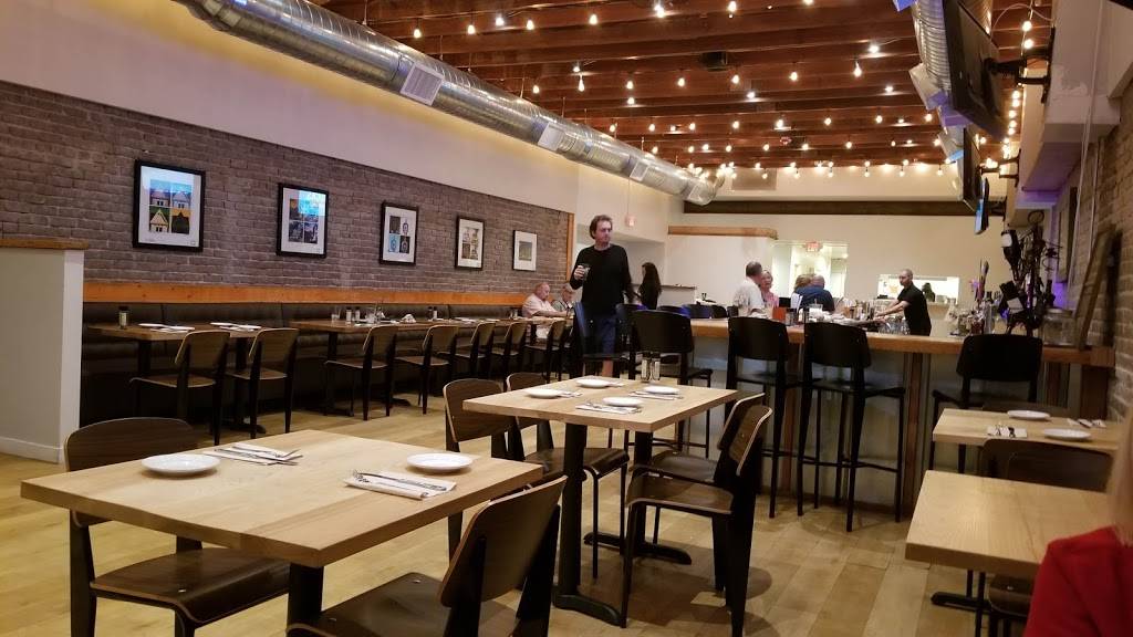 Two 09 West Main | restaurant | 209 W Main St, Leesburg, FL 34748, USA | 3528017966 OR +1 352-801-7966