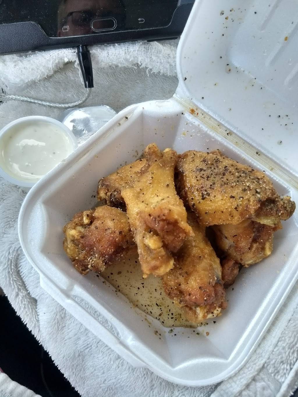 Wings Daily | restaurant | 2224 Madison Ave, Montgomery, AL 36107, USA | 3345931490 OR +1 334-593-1490