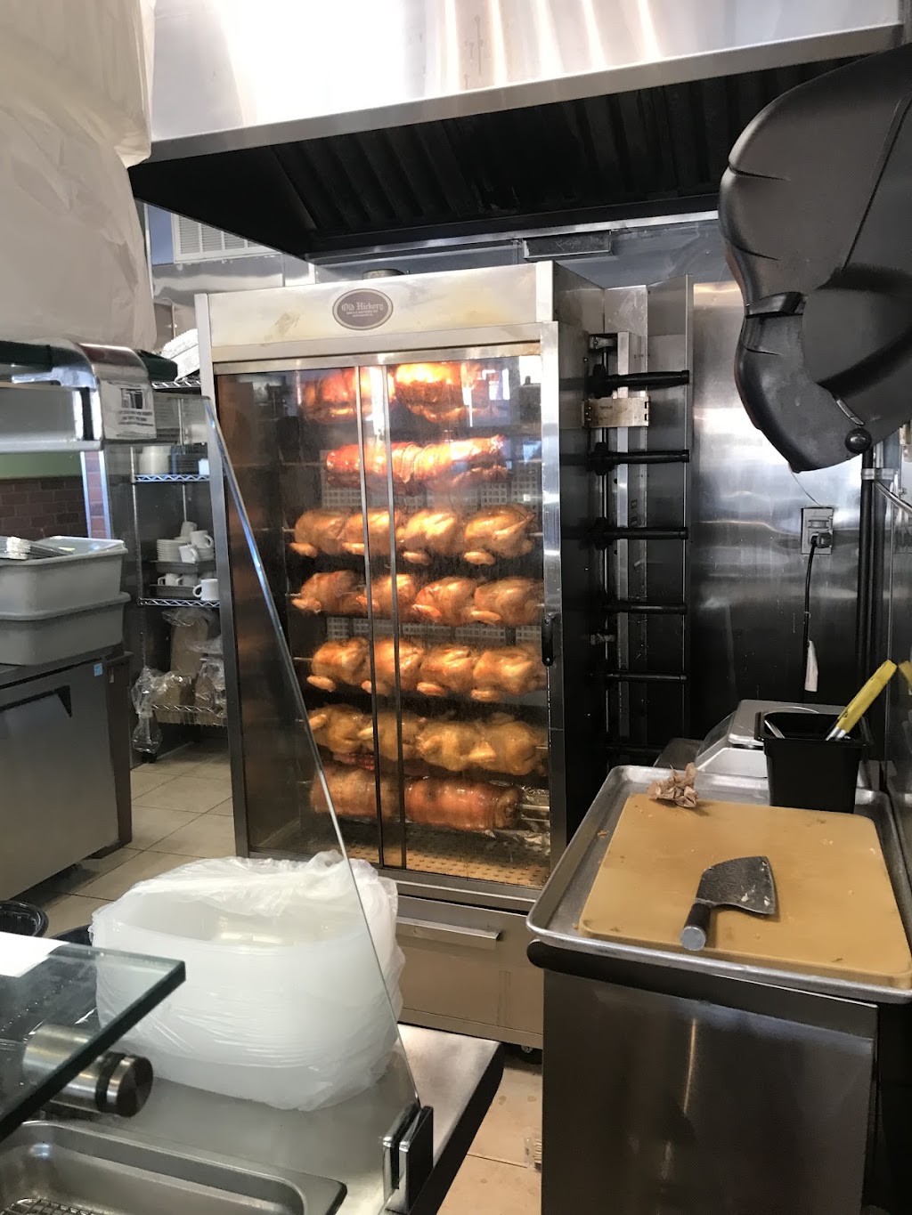 Kuyas Lechon | restaurant | 84-60 Grand Ave, Queens, NY 11373, USA | 7184409017 OR +1 718-440-9017