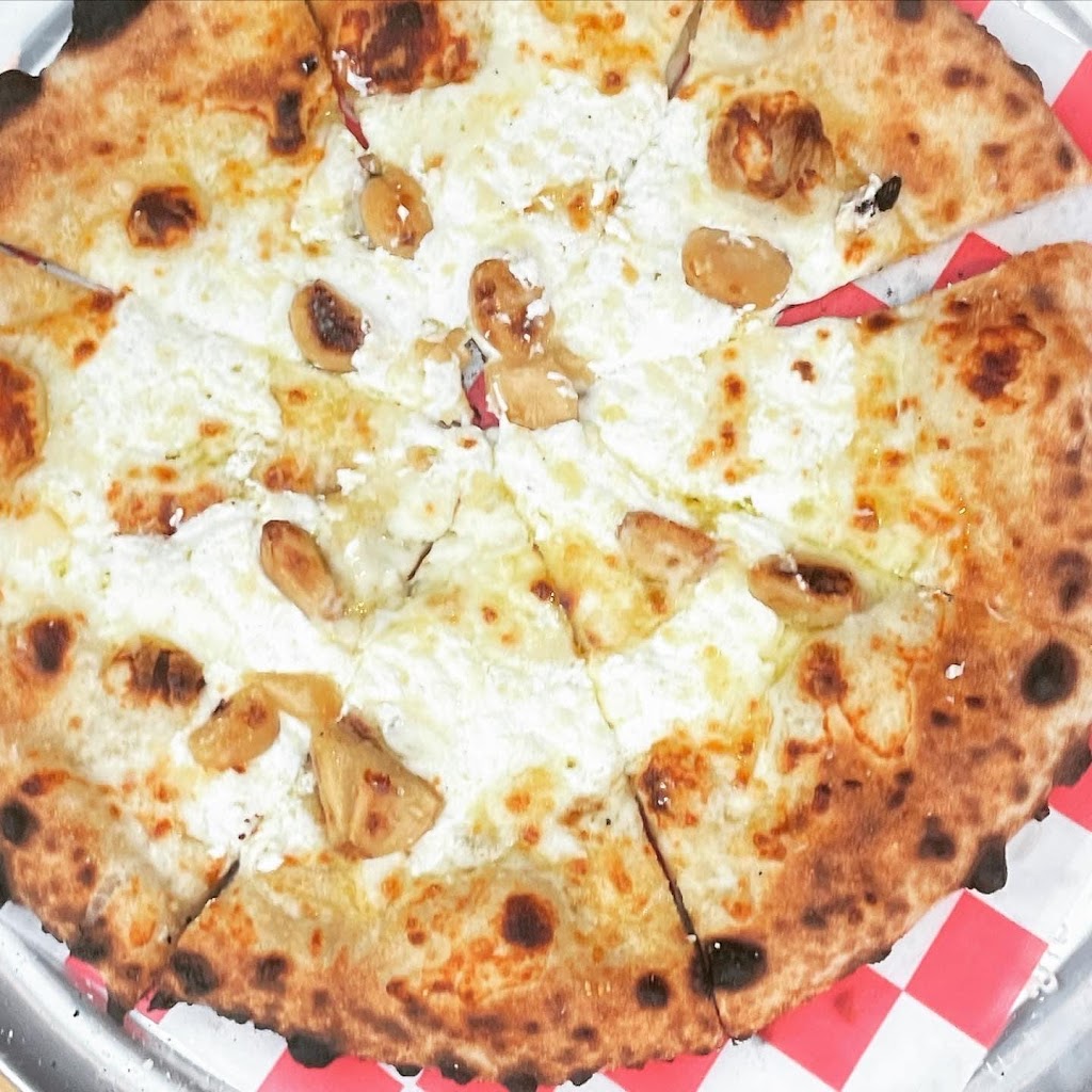 Shore Fire Pizza | restaurant | 89 Main St, Buzzards Bay, MA 02532, USA | 5085662303 OR +1 508-566-2303