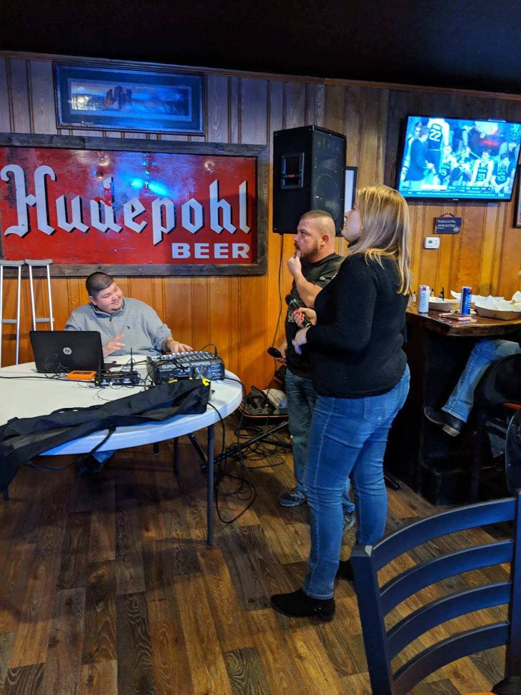 Smokin Butts BBQ | restaurant | 3000 KY-1107, Paintsville, KY 41240, USA | 6062644522 OR +1 606-264-4522