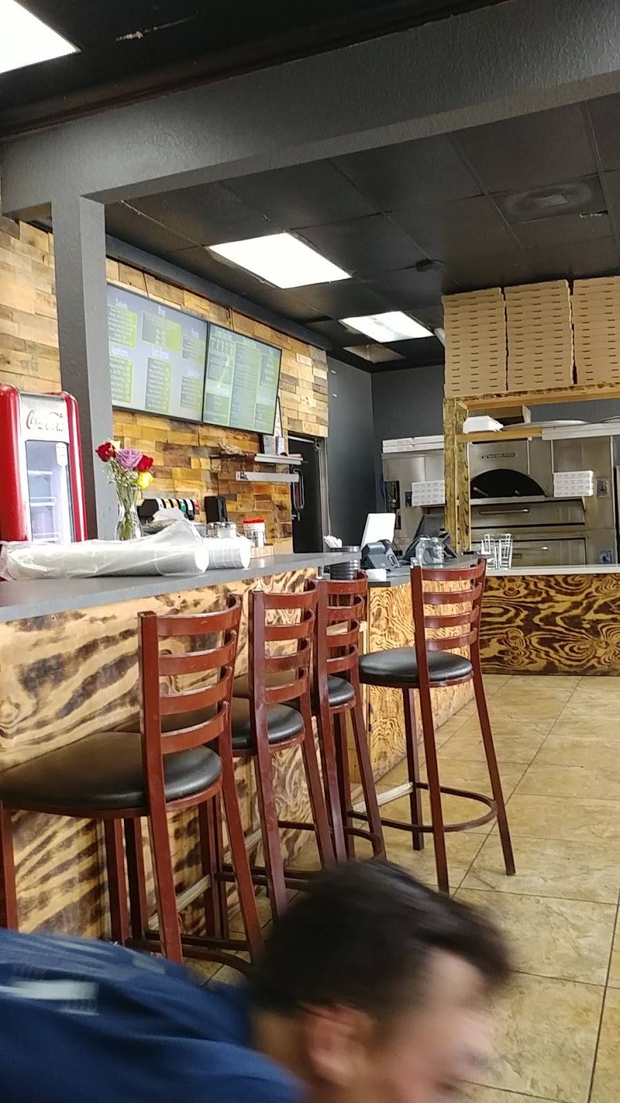 Main Street Pizza | restaurant | 16 Broadway, Kissimmee, FL 34741, USA | 4074838876 OR +1 407-483-8876