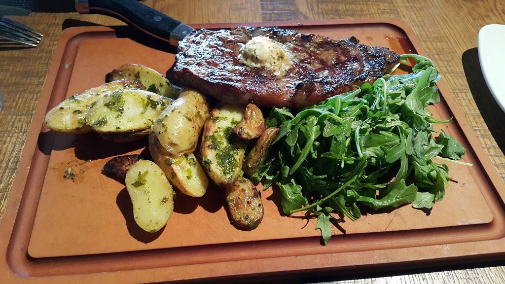 California Pizza Kitchen at Hollywood & Highland | restaurant | 6801 Hollywood Blvd, Hollywood, CA 90028, USA | 3234602080 OR +1 323-460-2080