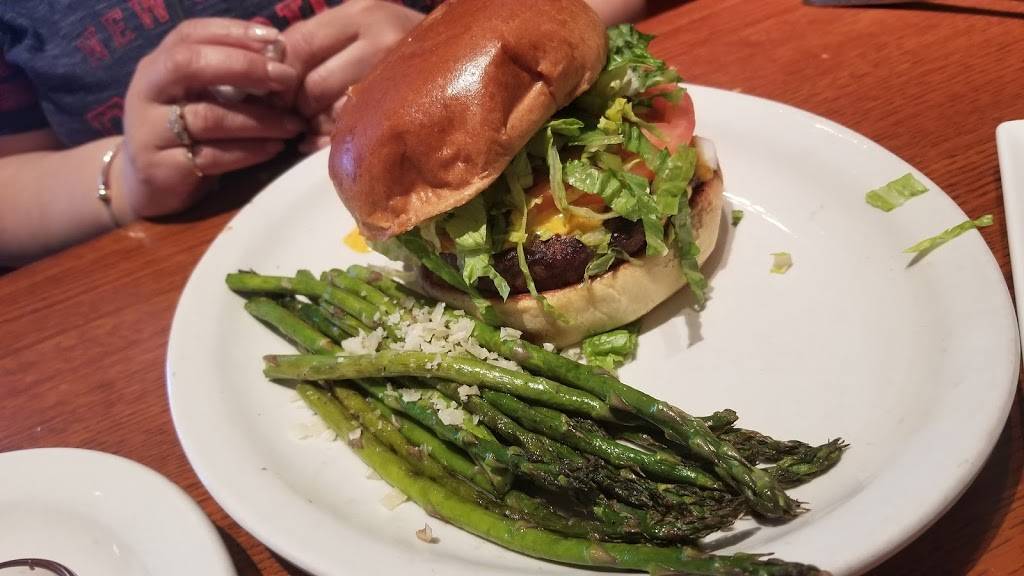 Harpers Restaurant | restaurant | 601 Friendly Center Rd, Greensboro, NC 27408, USA | 3362998850 OR +1 336-299-8850