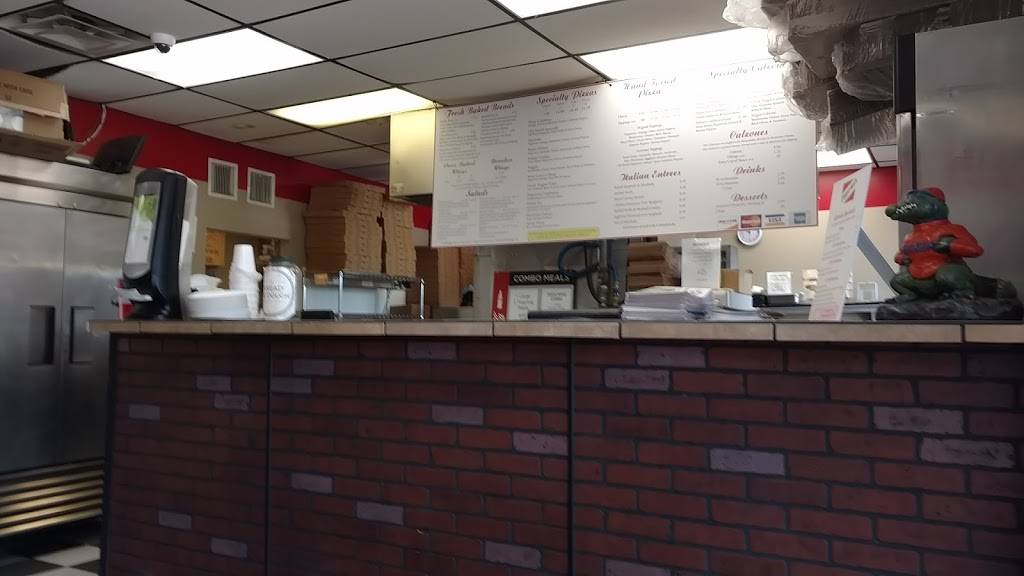 PEPPERONIS PIZZERIA | restaurant | 19975 NW 244th St Unit 10, High Springs, FL 32643, USA | 3864543858 OR +1 386-454-3858