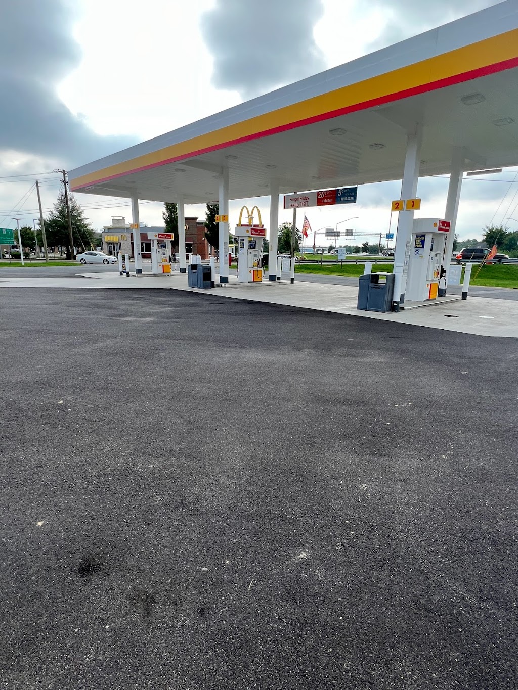 Shell | restaurant | 101 Castle Marina Rd, Chester, MD 21619, USA | 4106043220 OR +1 410-604-3220