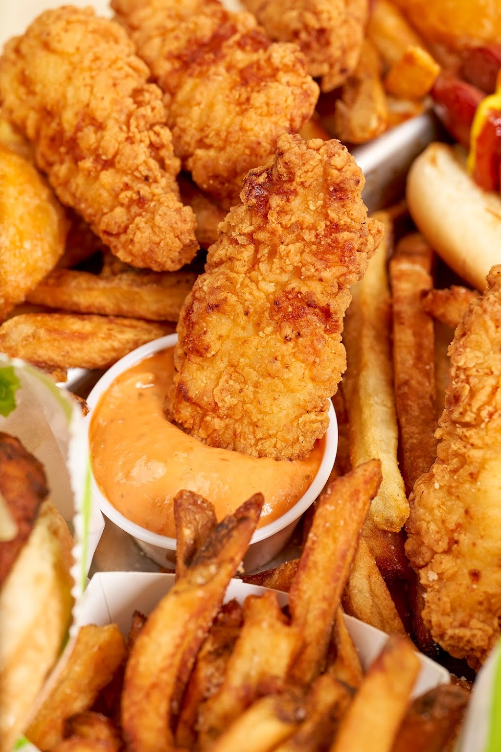 BurgerFi | restaurant | 10647 Sheldon Rd, Tampa, FL 33626, USA | 8133361239 OR +1 813-336-1239