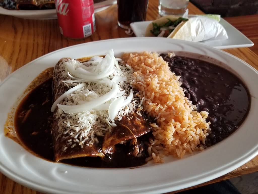 de Mole | restaurant | 4502 48th St, Woodside, NY 11377, USA | 7183922161 OR +1 718-392-2161