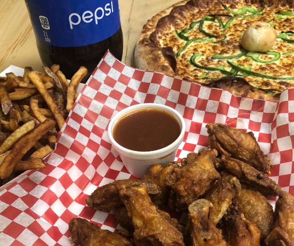 Ramone Pizzeria et Cantine | restaurant | 238 Chemin des Patriotes N, Mont-Saint-Hilaire, QC J3H 3H3, Canada | 4504464040 OR +1 450-446-4040