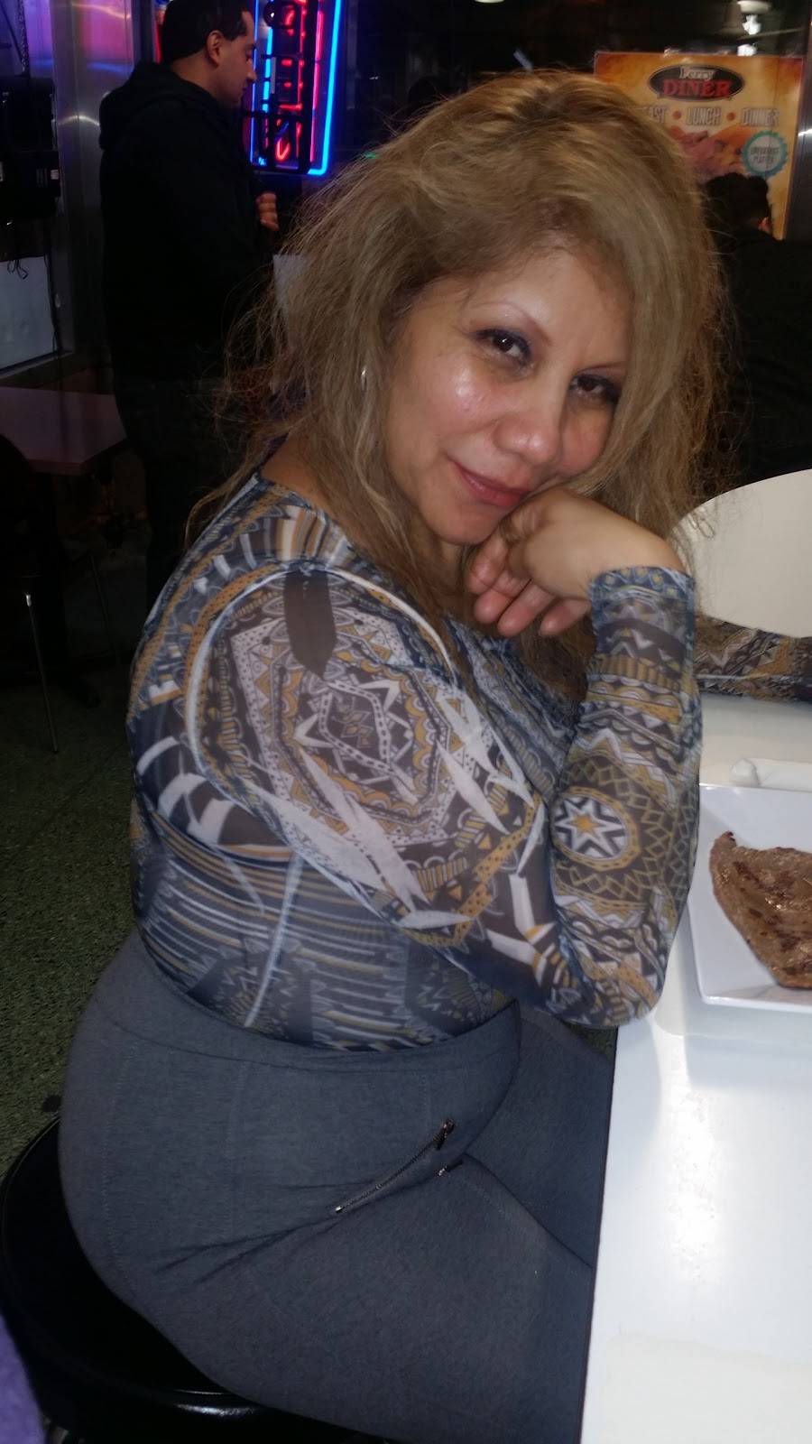 Ferry Diner | restaurant | 449 Ferry St, Newark, NJ 07105, USA | 9733441140 OR +1 973-344-1140