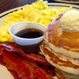 Family Ties Restaurant | restaurant | 904 Webb Ave, Crossville, TN 38555, USA | 9314565141 OR +1 931-456-5141