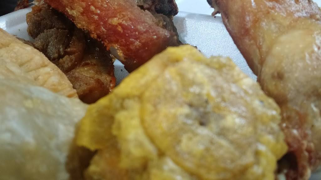 El Bochinche | restaurant | 680 Main St, Brockton, MA 02301, USA | 5089426525 OR +1 508-942-6525