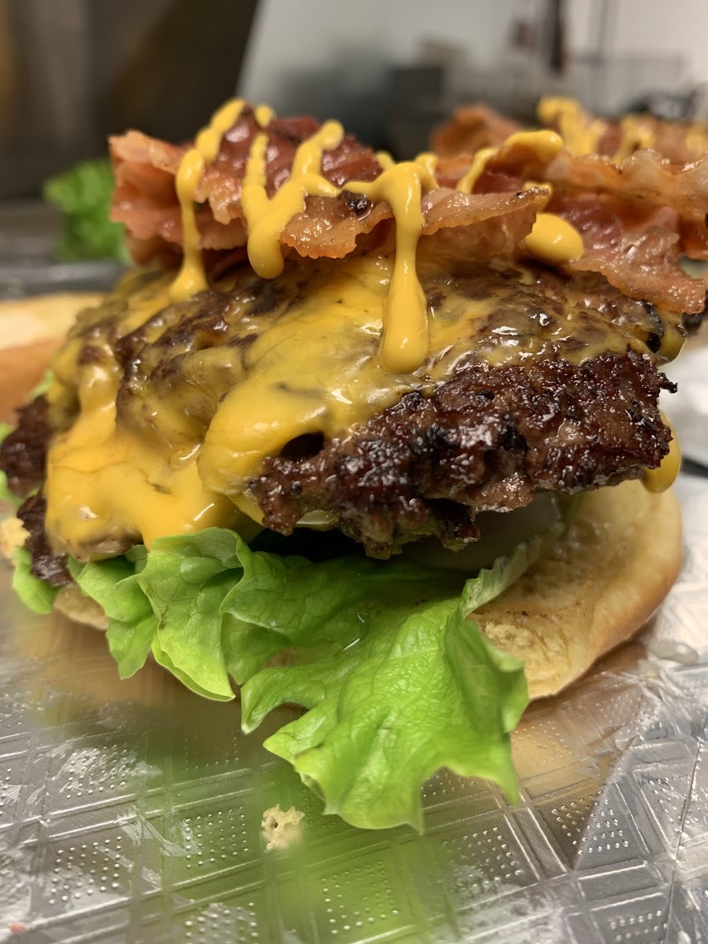 Juicy Lucy Burgers and More | restaurant | 37748 US Hwy 19 N, Palm Harbor, FL 34684, USA | 7272769682 OR +1 727-276-9682