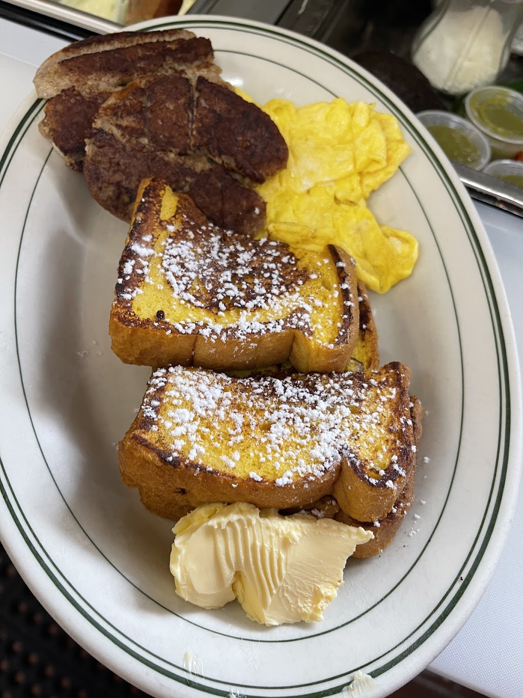 National Burger House | restaurant | 470 E Tremont Ave, Bronx, NY 10457, USA | 3472977501 OR +1 347-297-7501