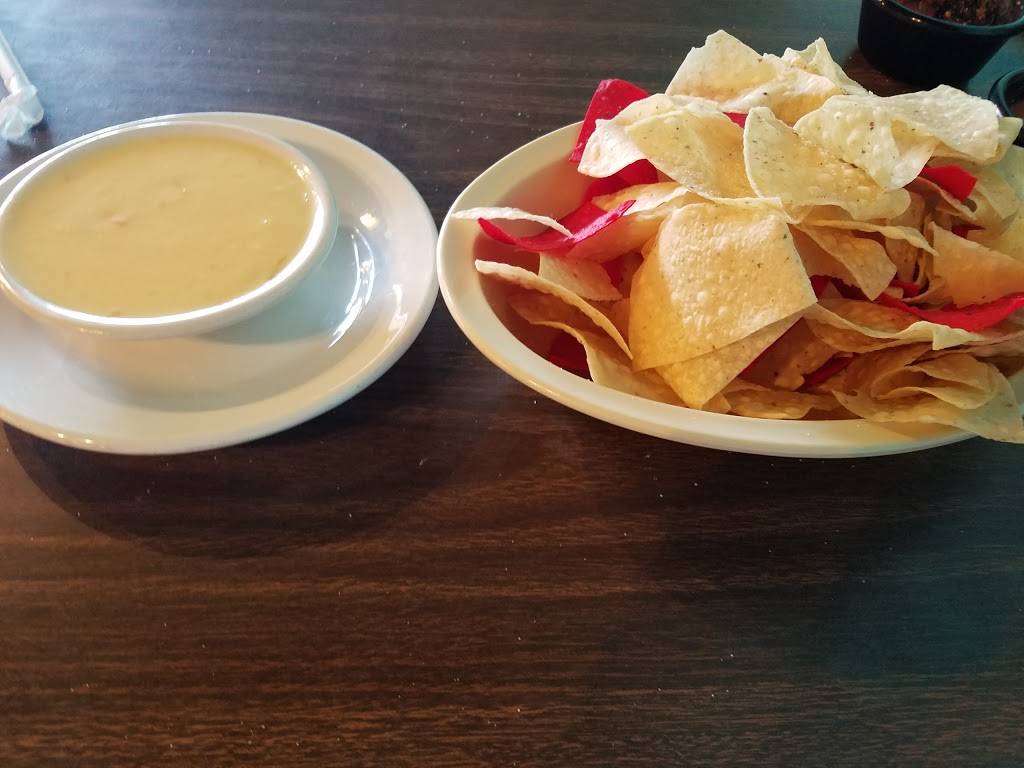 El San Luis Mexican Cafe | restaurant | 1500 E Tyler St, Athens, TX 75751, USA | 9036773800 OR +1 903-677-3800