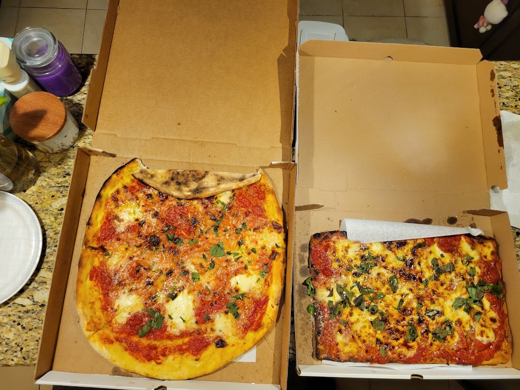 DiFara Pizza Juicy Lucia | restaurant | 100 Lincoln Ave, Staten Island, NY 10306, USA | 7189871227 OR +1 718-987-1227