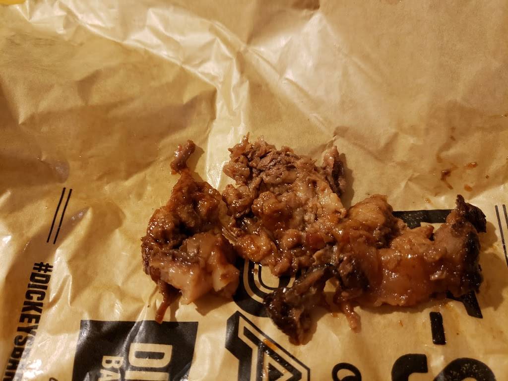 Dickeys Barbecue Pit | restaurant | 21 Fair Ln, Placerville, CA 95667, USA | 5307483445 OR +1 530-748-3445