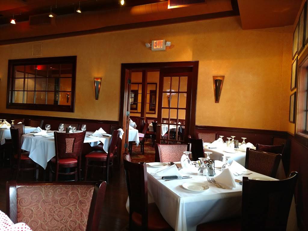 Franks Steaks In Jericho | restaurant | 4 Jericho Turnpike, Jericho, NY 11753, USA | 5163384595 OR +1 516-338-4595