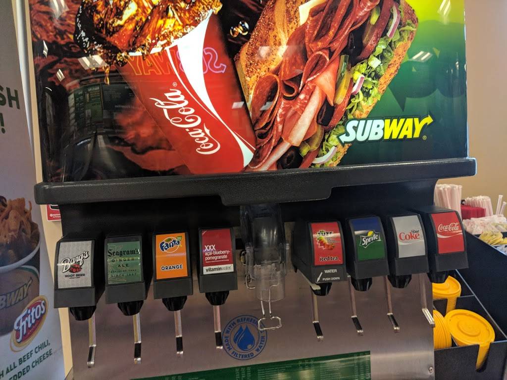Subway | restaurant | Northbound Service Plaza, CT-15, Orange, CT 06477, USA | 2032989414 OR +1 203-298-9414