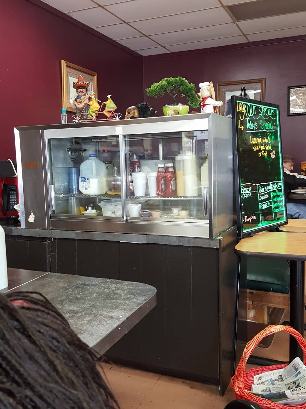 Big Buffalo Grill | restaurant | 8027 NW 23rd St, Oklahoma City, OK 73127, USA | 4057897111 OR +1 405-789-7111