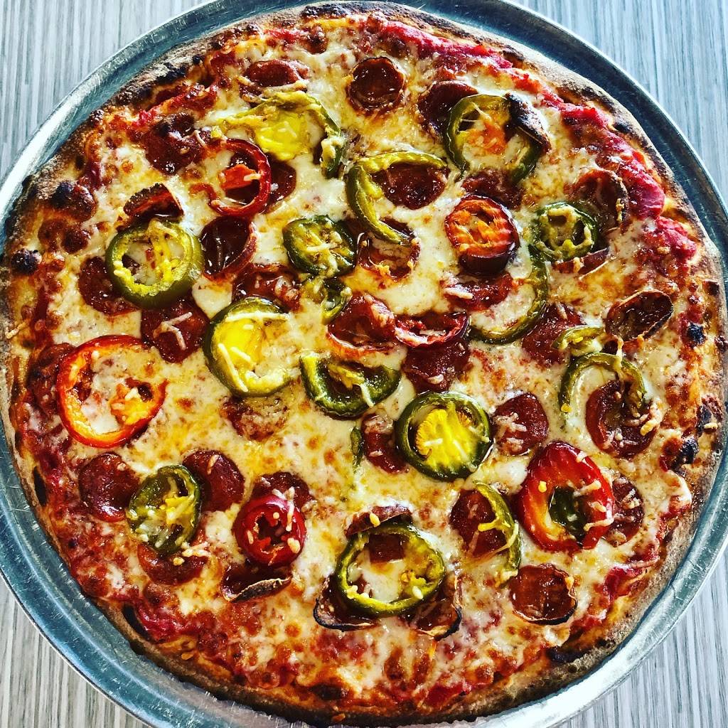 Novellas Pizza | restaurant | 56849 Grand River Ave, New Hudson, MI 48165, USA | 2486173371 OR +1 248-617-3371