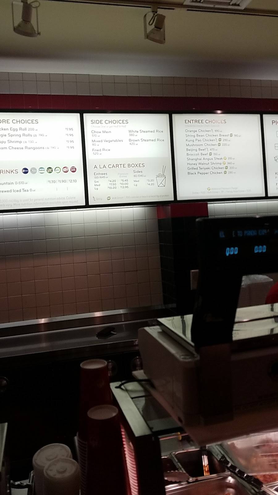 Panda Express | meal takeaway | 16830 San Fernando Mission Blvd, Granada Hills, CA 91344, USA | 8188319968 OR +1 818-831-9968