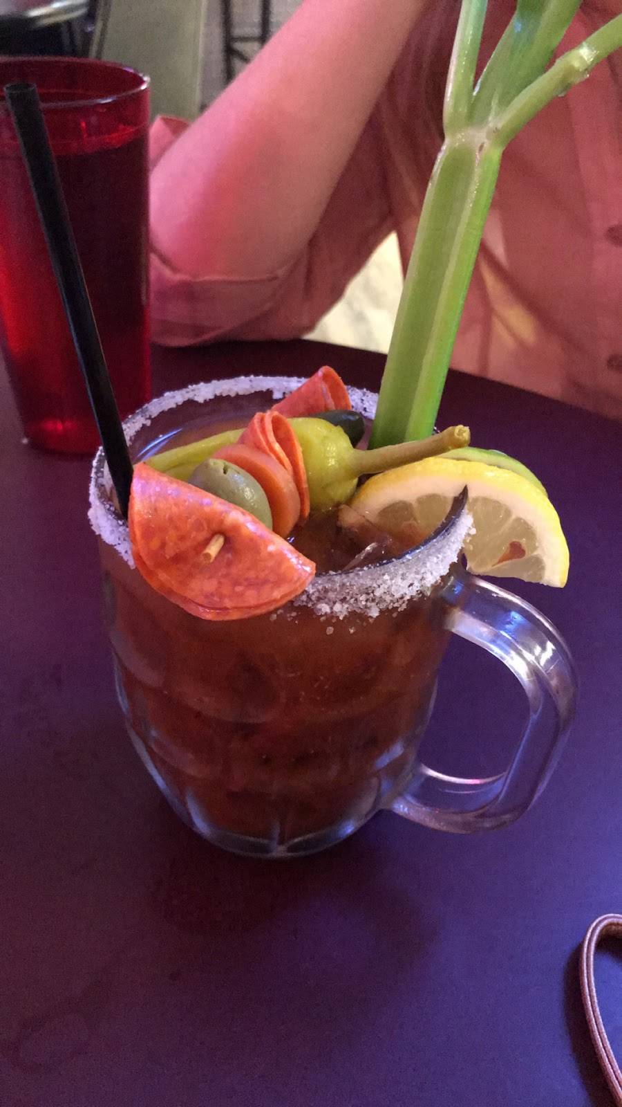 Mannie & Bos Pizzeria | restaurant | 16399 S Golden Rd, Golden, CO 80401, USA | 3032771793 OR +1 303-277-1793