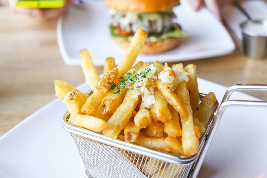 8oz. Burger & Co | restaurant | 2409 NW Market St, Seattle, WA 98107, USA | 2067822491 OR +1 206-782-2491