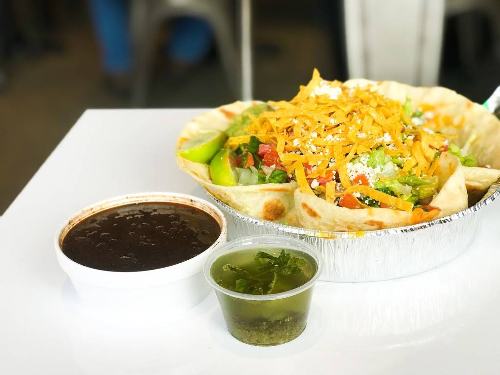 Cafe Rio | restaurant | 39332 10th St W, Palmdale, CA 93551, USA | 6614802600 OR +1 661-480-2600