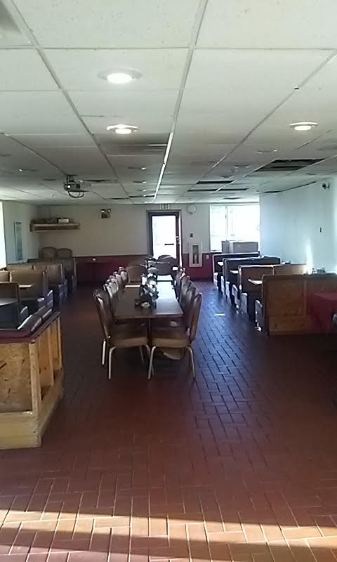 Adams Place Pizzaria | restaurant | 412 Avenue A, Gwinn, MI 49841, USA | 9063724505 OR +1 906-372-4505