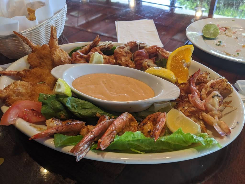 Lalos Mexican Restaurant | restaurant | 1901 E Daily Dr, Camarillo, CA 93010, USA | 8055864031 OR +1 805-586-4031