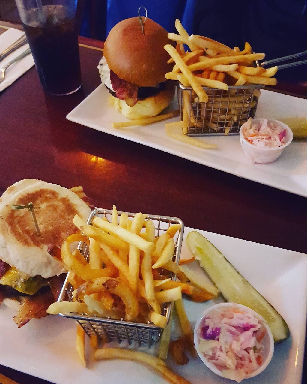 Bronx Burger House | restaurant | 5816 Mosholu Ave, Bronx, NY 10471, USA | 3478998585 OR +1 347-899-8585