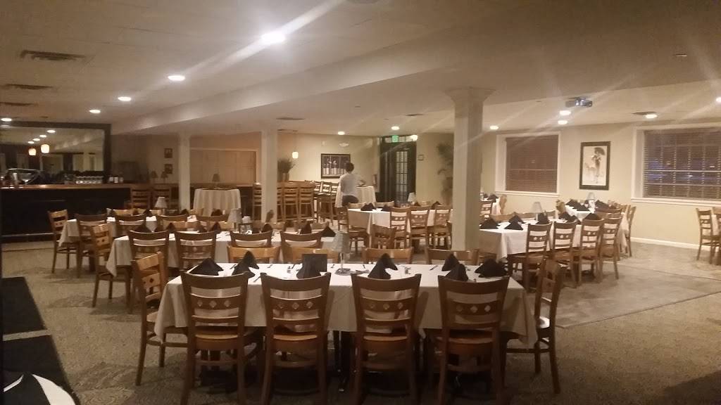 Matthews 1600 | restaurant | 1600 Frederick Rd, Catonsville, MD 21228, USA | 4107882500 OR +1 410-788-2500