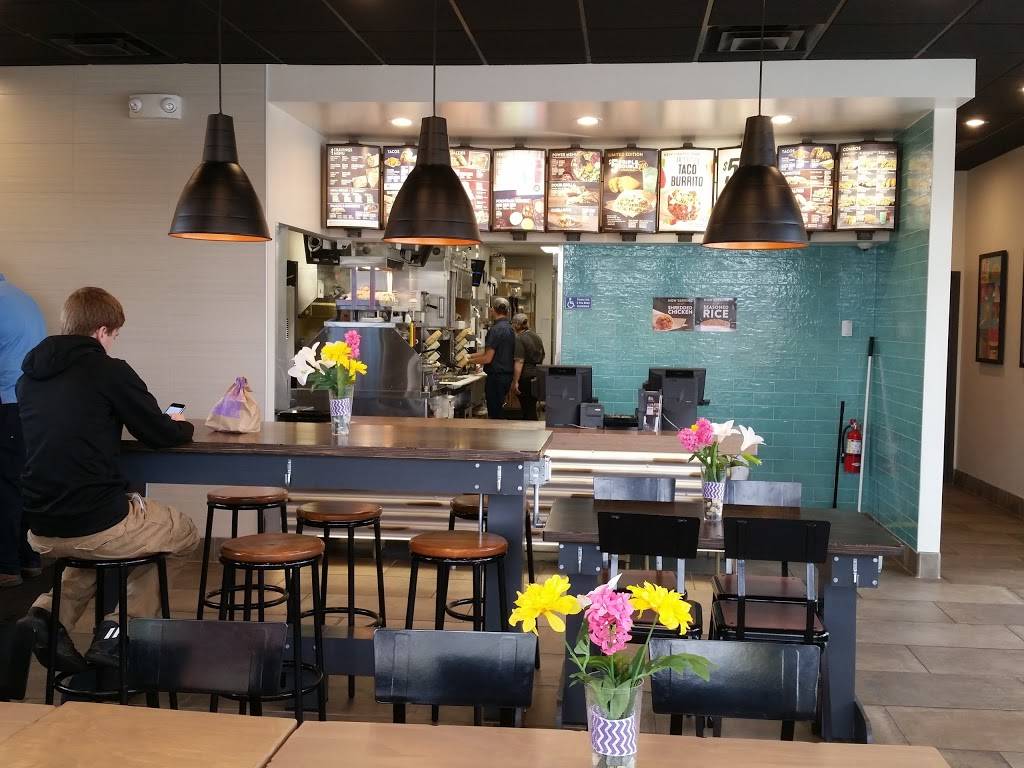 Taco Bell | meal takeaway | 1429 Covington Ave, Piqua, OH 45356, USA | 9377783784 OR +1 937-778-3784