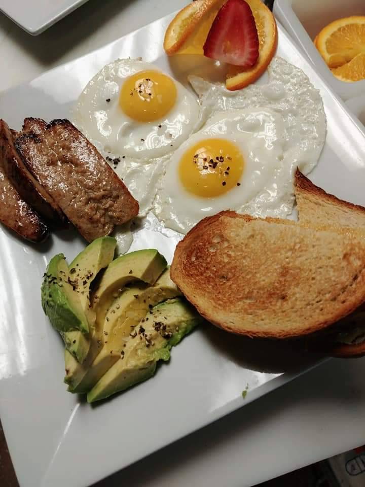 Matinas at Matteos | restaurant | 125 E Main St, Welland, ON L3V 3W5, Canada | 2898234666 OR +1 289-823-4666