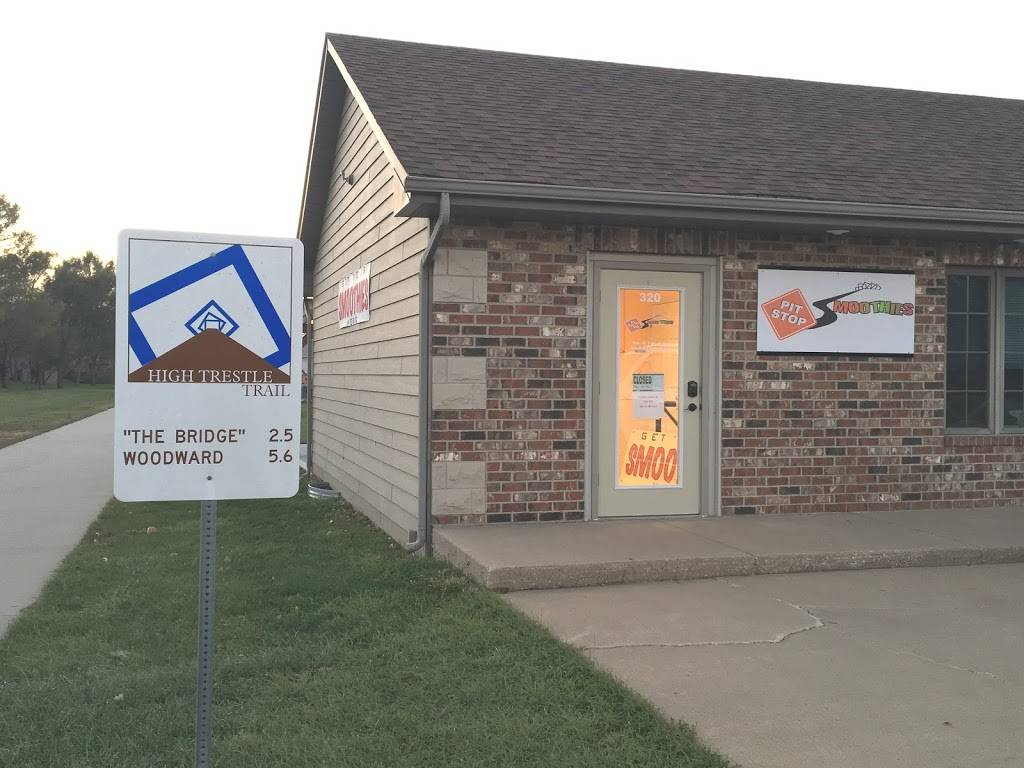 Pit Stop Smoothies Madrid | restaurant | 320 S Kennedy Ave, Madrid, IA 50156, USA | 5154604822 OR +1 515-460-4822