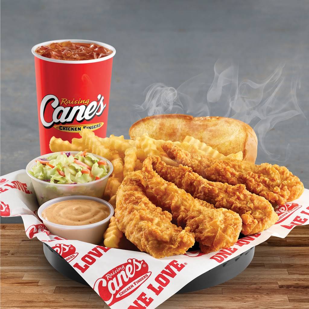 Raising Canes Chicken Fingers | meal takeaway | 6881 Dempster St, Morton Grove, IL 60053, USA | 8479658121 OR +1 847-965-8121