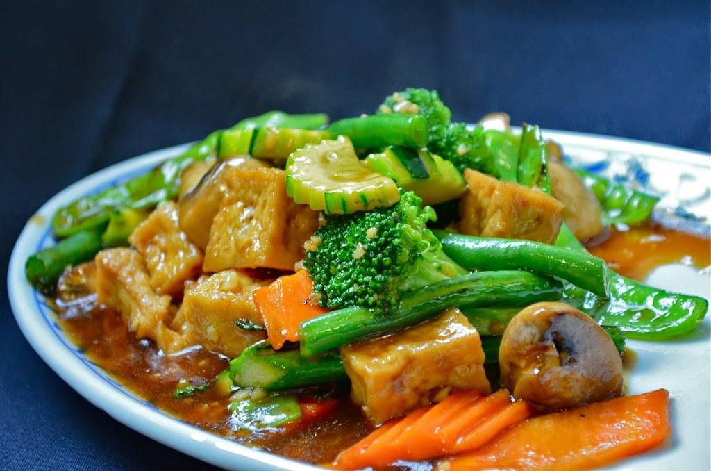 Thai Paradise | restaurant | 102 W Union St, Athens, OH 45701, USA | 7402494115 OR +1 740-249-4115