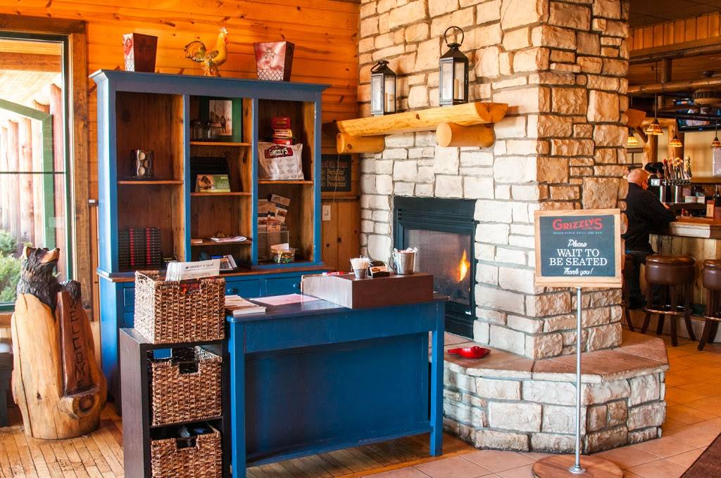 Grizzlys | restaurant | 4890 Golf Rd, Eau Claire, WI 54701, USA | 7158326481 OR +1 715-832-6481